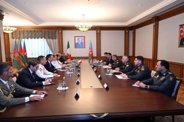 Azerbaijan and Italy discuss defense cooperation