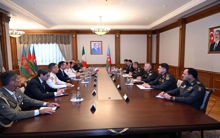 Azerbaijan and Italy discuss defense cooperation