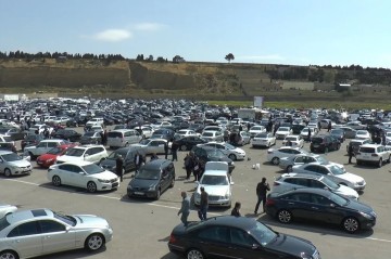 Avtomobil bazarında durğunluq: Qiymətlər enir, alıcı tapılmır - VİDEO