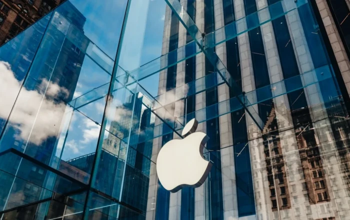 Apple вновь возглавила список самых дорогих компаний мира