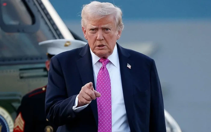 Трамп приказал разбомбить Иран, если с ним "что-то случится"