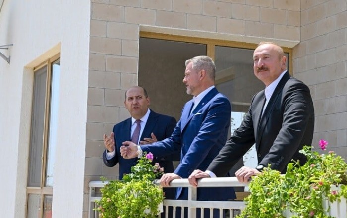 Azerbaijan and Slovakia reviewed construction progress