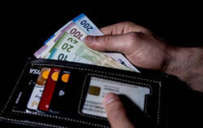 Ayda 15 min manat qazananlar kimlərdir? - Azərbaycanda ən gəlirli peşələr