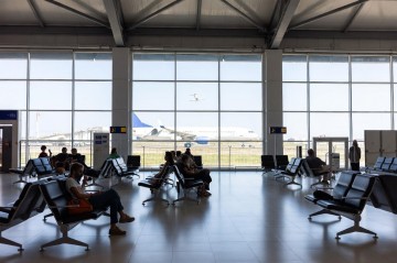 Rusiyanın 3 aeroportu bağlandı