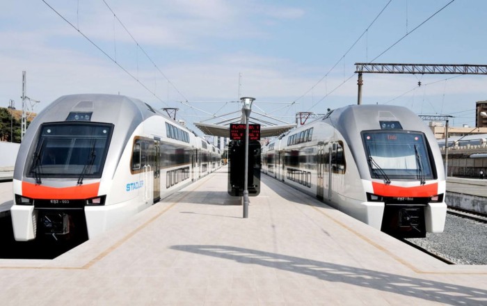 ADY sərnişin qatarlarına daş atanlarla bağlı