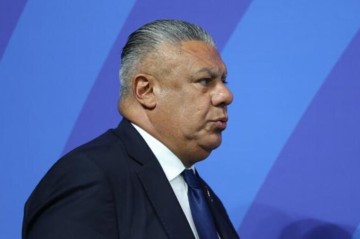 Argentina Futbol Assosiasiyasının rəhbəri hava limanında saxlanıldı