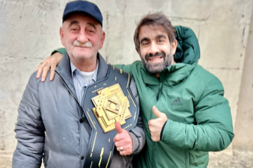 Rafael Ağayevdən vəfat edən atası ilə bağlı duyğusal paylaşım - Foto