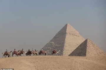 Ən böyük sirr açıldı: 5 min illik məzardan görün nələr çıxdı - FOTO