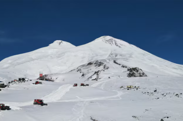 Elbrusda beş alpinist həlak oldu