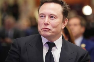 Süni intellekt smartfonları əvəz edəcək? - İlon Maskdan iddialara
