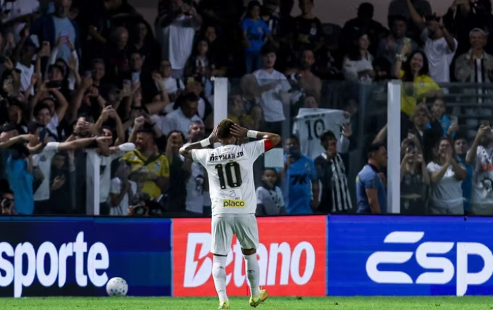 Neymar vurduğu qolları qeyri-adi şəkildə qeyd etdi -