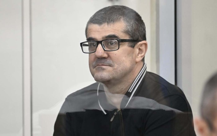 Arayikgilin məhkəməsində prokurorlar çıxış etdi -