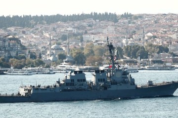 В Анкере заявили, что Турция не станет пропускать военные корабли в Черное море
