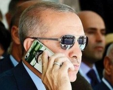 Erdogan, Burnham discuss Turkiye-UK ties in phone call