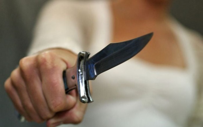 В Хырдалане супруги насмерть зарезали друг друга