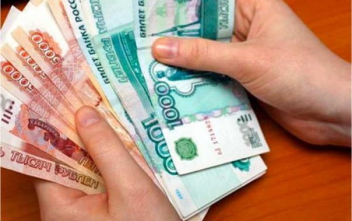 Rubl ucuzlaşaraq görün neçəyə oldu