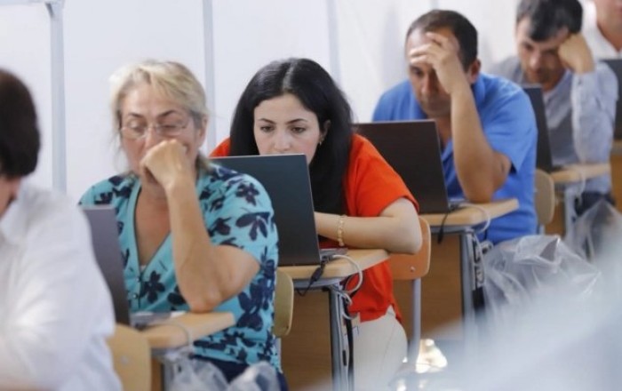 Direktorların işə qəbulu ilə bağlı müddət uzadıldı