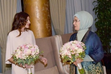 Emine Erdogan congratulates Mehriban Aliyeva on birthday