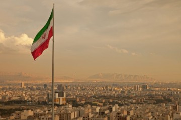 Иран пообещал «сокрушительный» ответ на любые новые угрозы со стороны США