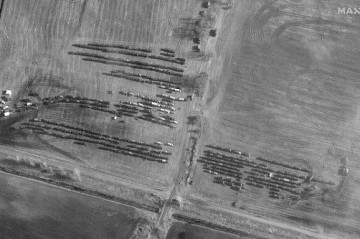 Belarus boosts forces near Ukraine border