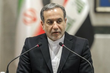 Iran and Oman near deal on new shipping route in Hormuz