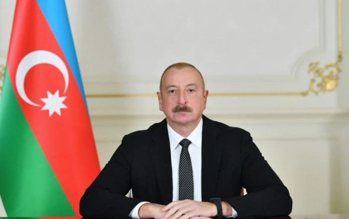 Ильхам Алиев подписал некролог в связи с кончиной народного поэта Наримана Гасанзаде