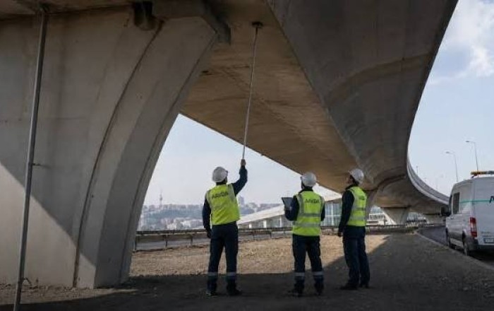 Bakıda 3 yol ötürücüsü müvəqqəti bağlanır