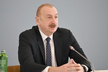 Ильхам Алиев поздравил футбольный клуб "Сабах"
