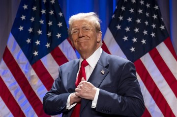 Трамп хочет назвать своим именем авианосец