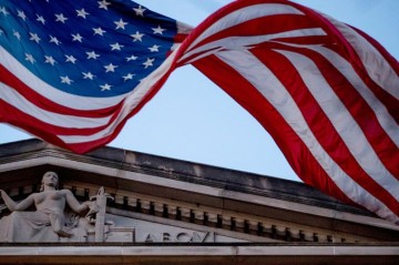 В США обязали минюст обнародовать файлы Эпштейна, связанные с Трампом