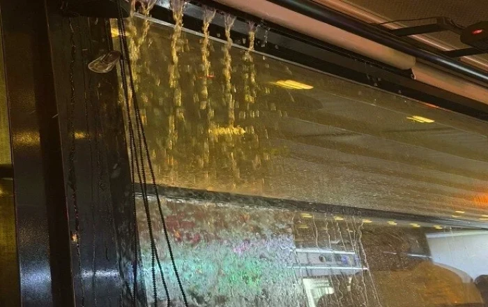 Bakıda məşhur restoranı su basdı - Video