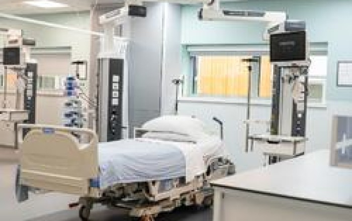 8 mərtəbəli hospital satışa çıxarıldı