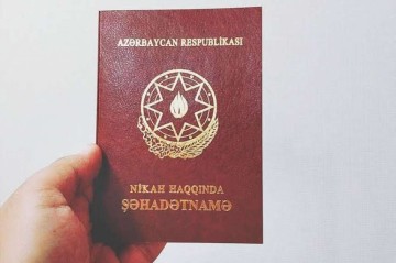 Azərbaycanda həyat yoldaşının soyadını götürən kişilərin   sayı
