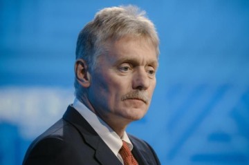 "Война" Киева против "Маши и Медведя" и оправдание Туском терактов. Брифинг Пескова