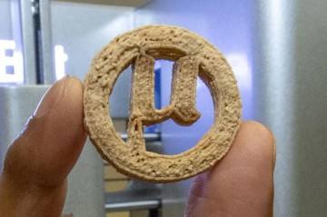 Plastik tullantılardan peçenye hazırladılar