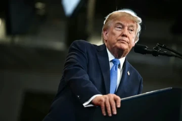 Трамп хочет переименовать озеро Онтарио на границе с Канадой в «Америку»