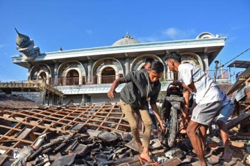 Another 6.8-magnitude quake hits Indonesia