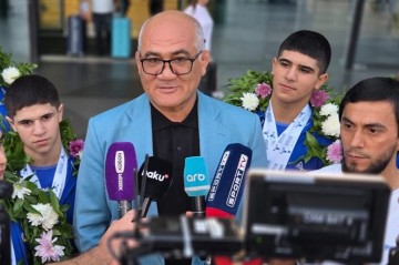 Avropa birinciliyində 15 medal qazanmış atletlərimiz Vətəndə - Fotolar
