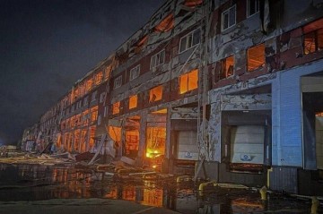 Russian strike damages Aurora distribution center