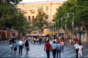 Azerbaijan’s population reaches 10.27 million