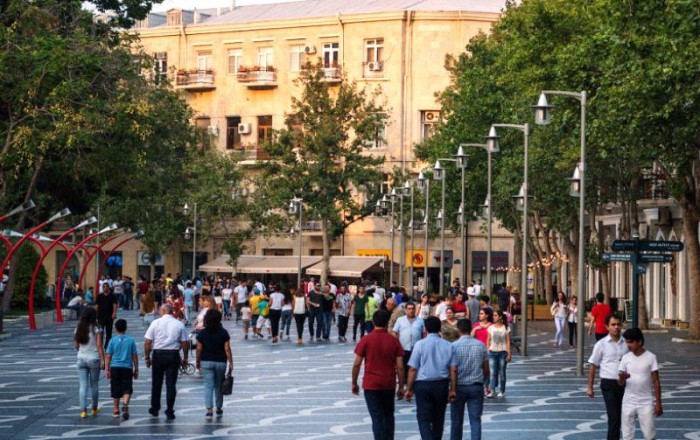 Azerbaijan’s population reaches 10.27 million
