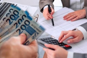 Azərbaycanda əmanətlər niyə sürətlə artır? - İqtisadçı 3 səbəbi AÇIQLADI