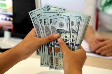 İrandan bu ölkəyə təklif: Dollardan imtina edin