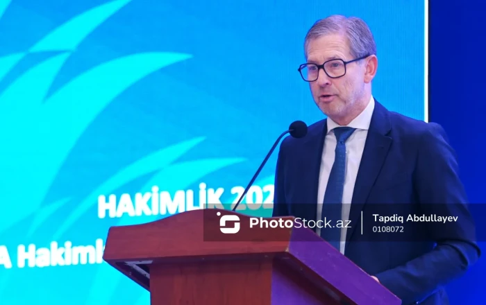 Франк Де Блекер завершил свою работу в AФФA