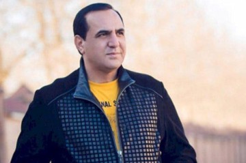 Manaf Ağayev pul yağışına tutuldu – özü paylaşdı, sonra sildi -