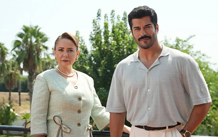 “Ana-oğul” arasındakı 9 yaş fərqi müzakirə yaratdı -