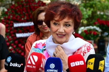 Bir çox mahnı onunla görüşümüzə həsr olunub - Müslüm Maqomayevin həyat yoldaşı