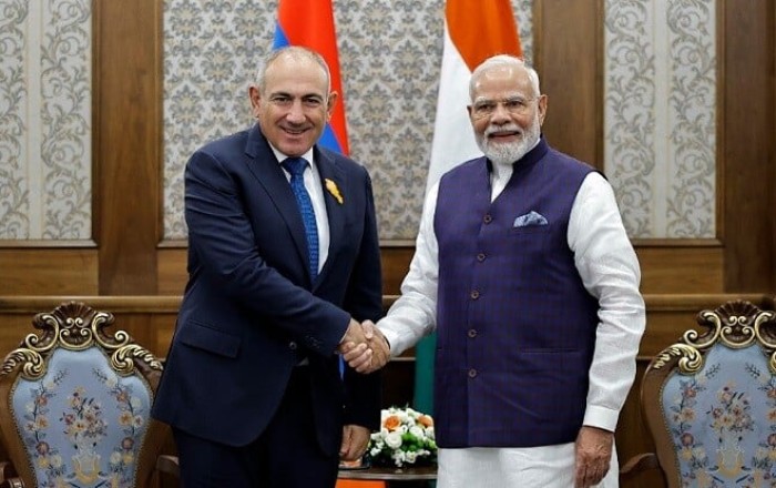 Pashinyan, Modi discuss Armenia-India ties in Bishkek