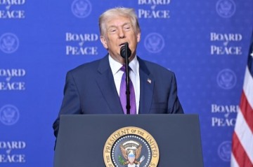 Trump says he may endorse candidate in Israeli election