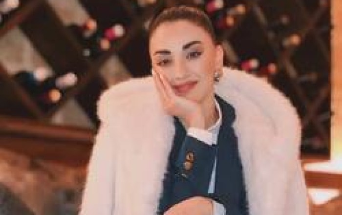 Azərbaycanlı müğənni küçədə döyüldü - (Foto)